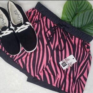 Fuchsia Zebra Print Elastic Drawstring Pocket Shorts New Size 4X